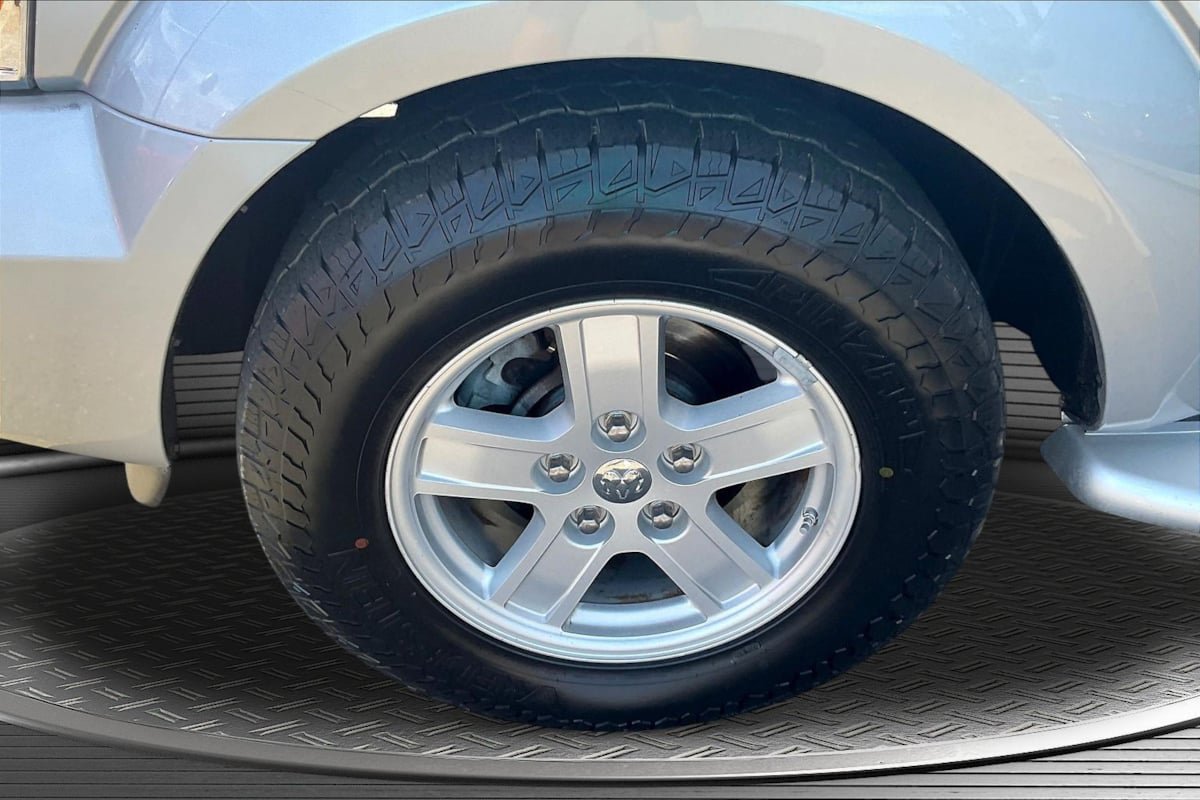 Used 2007 Dodge Durango SLT AWD/4WD image 32