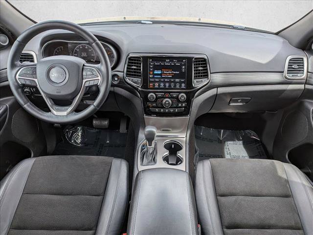 Used 2020 Jeep Grand Cherokee Altitude AWD/4WD image 17
