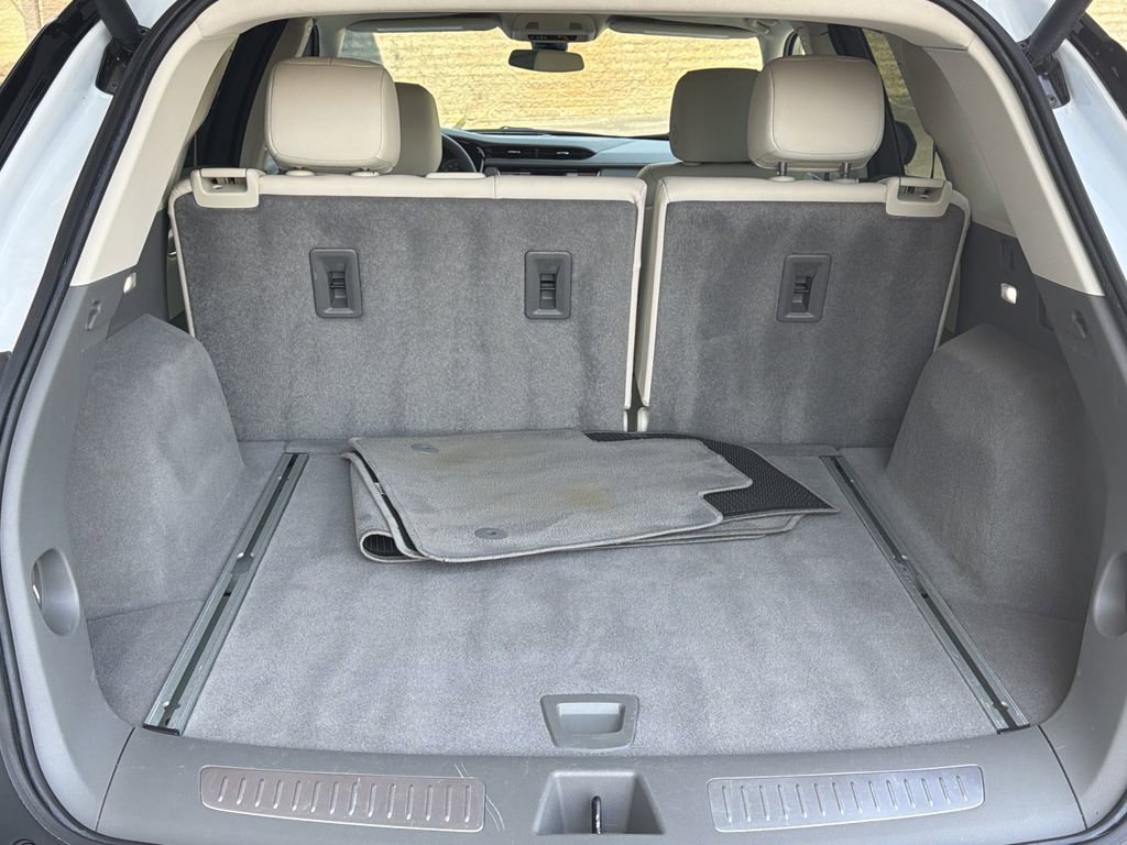 Certified 2023 Cadillac XT5 Premium Luxury image 18