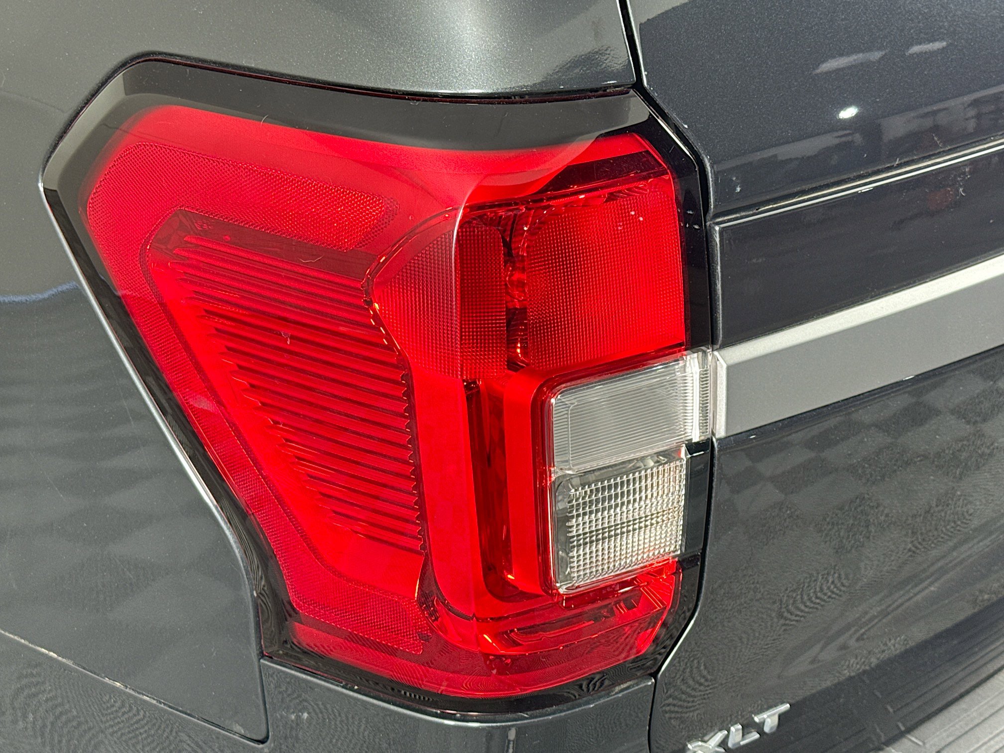 Used 2022 Ford Expedition Max XLT image 63