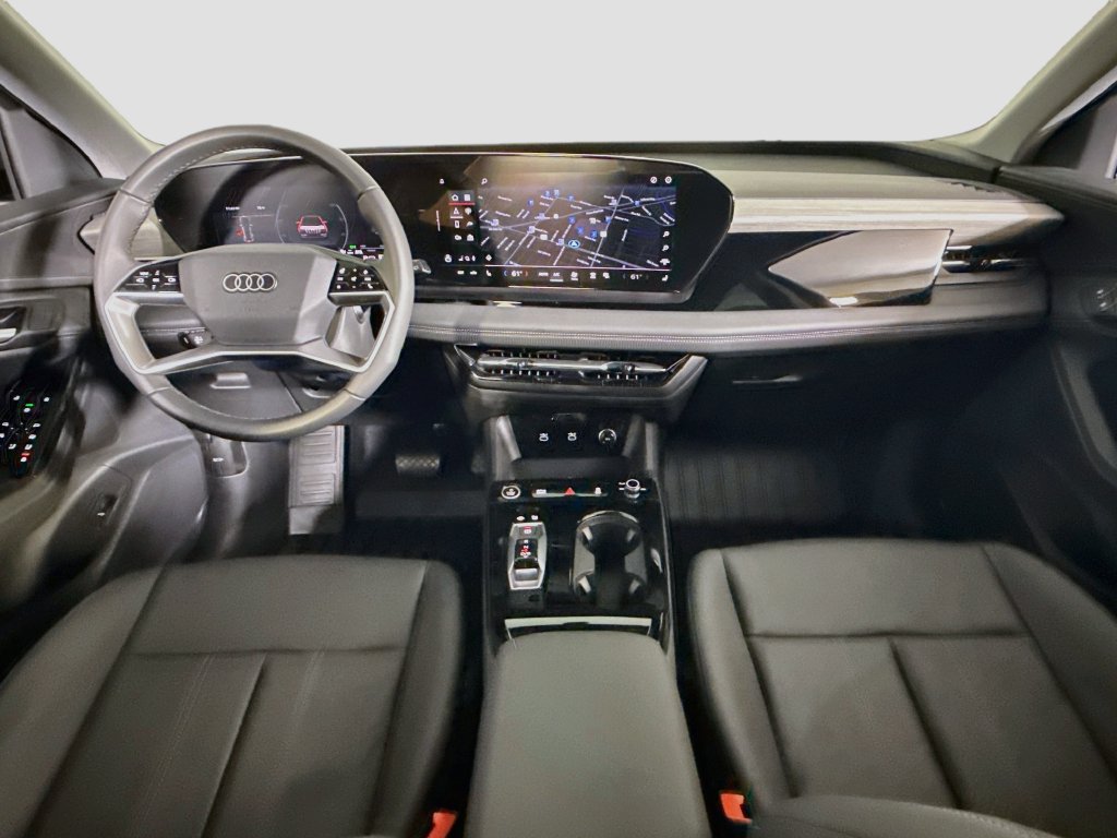 Used 2025 Audi Q6 e-tron Premium AWD/4WD image 9
