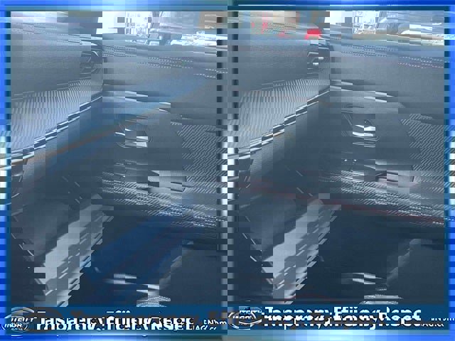 Certified 2025 Nissan Kicks SR image 33