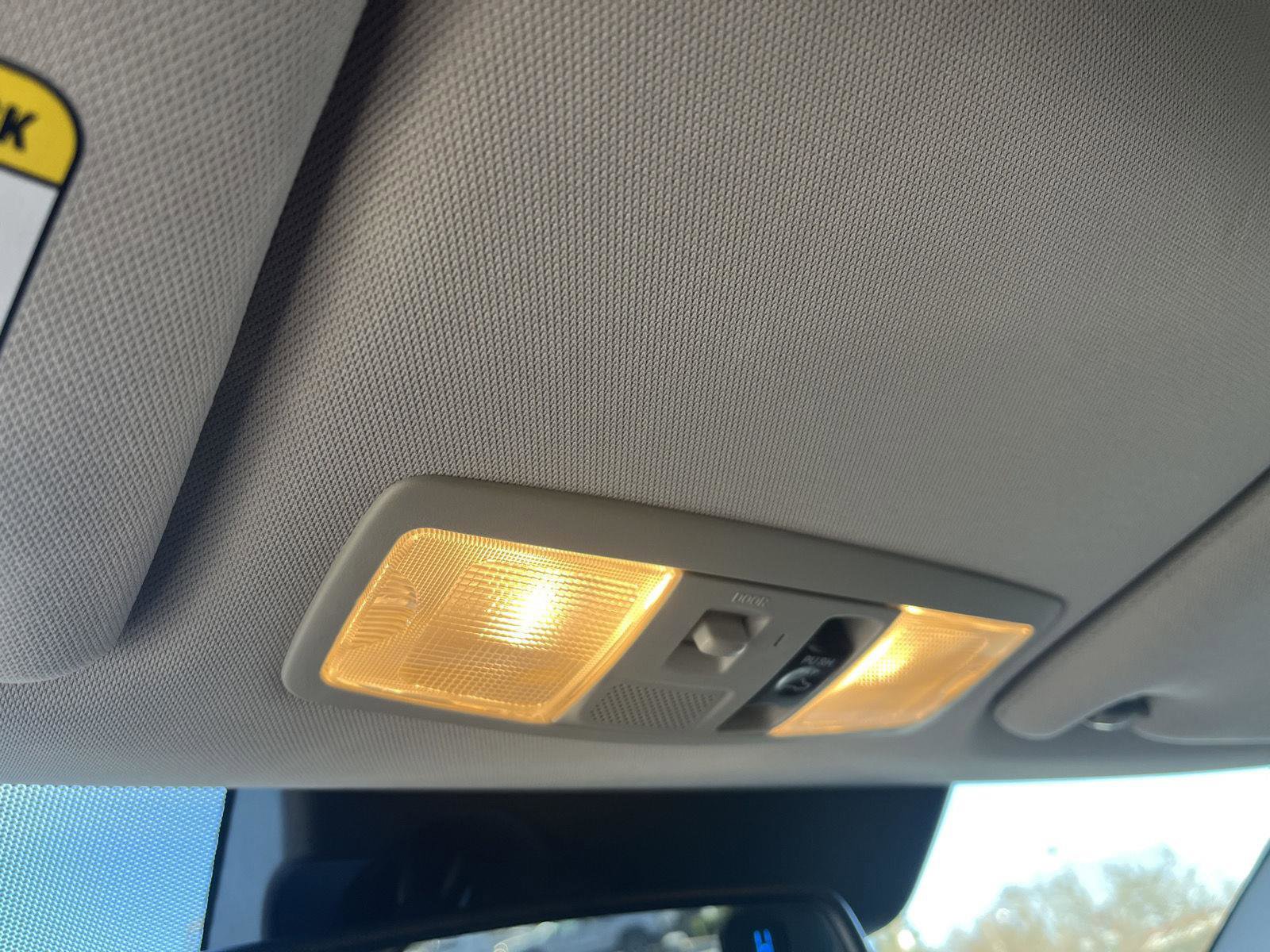 Used 2018 Mitsubishi Outlander GT AWD/4WD image 17