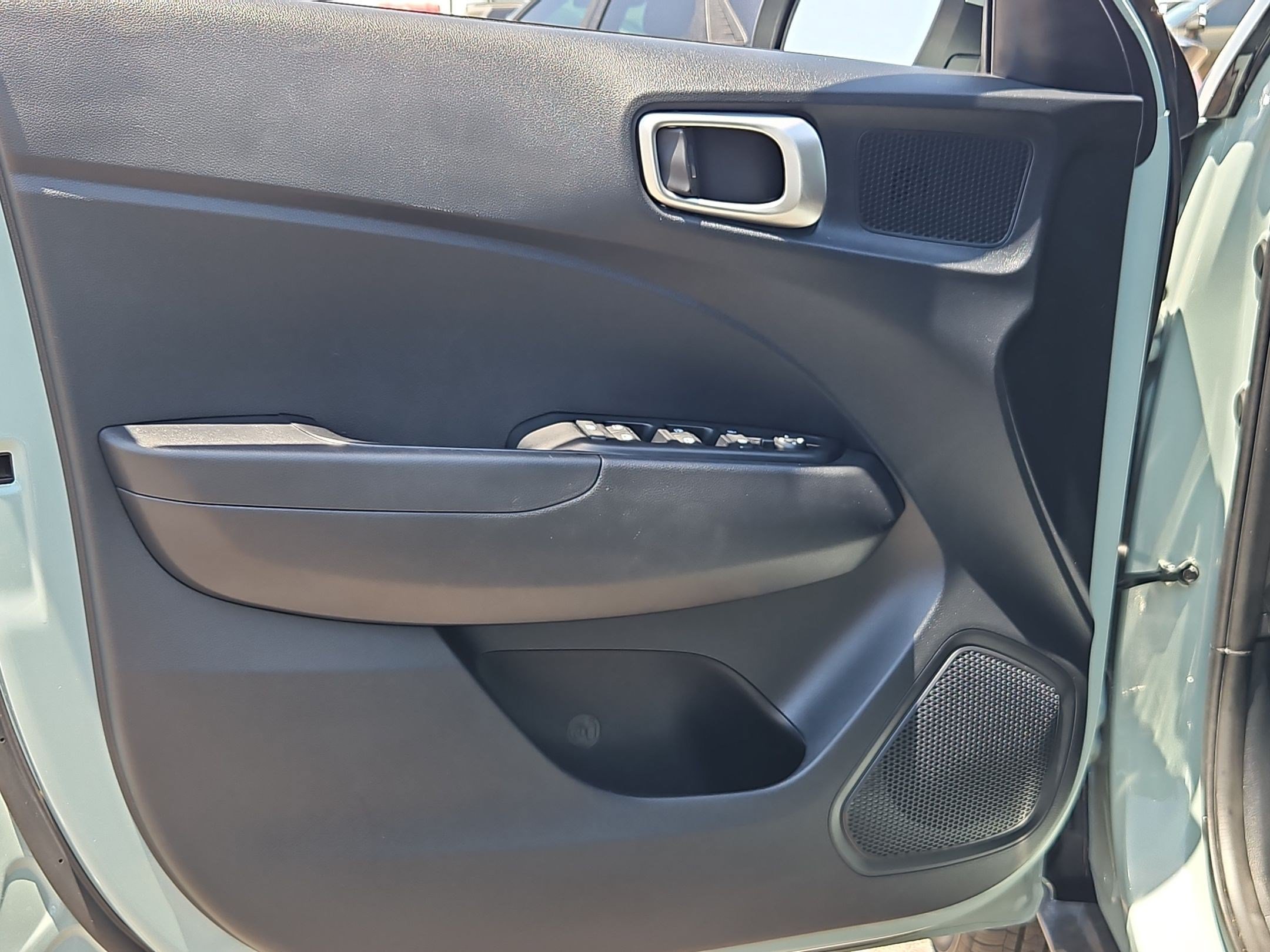 Certified 2026 Hyundai Venue SEL FWD image 11