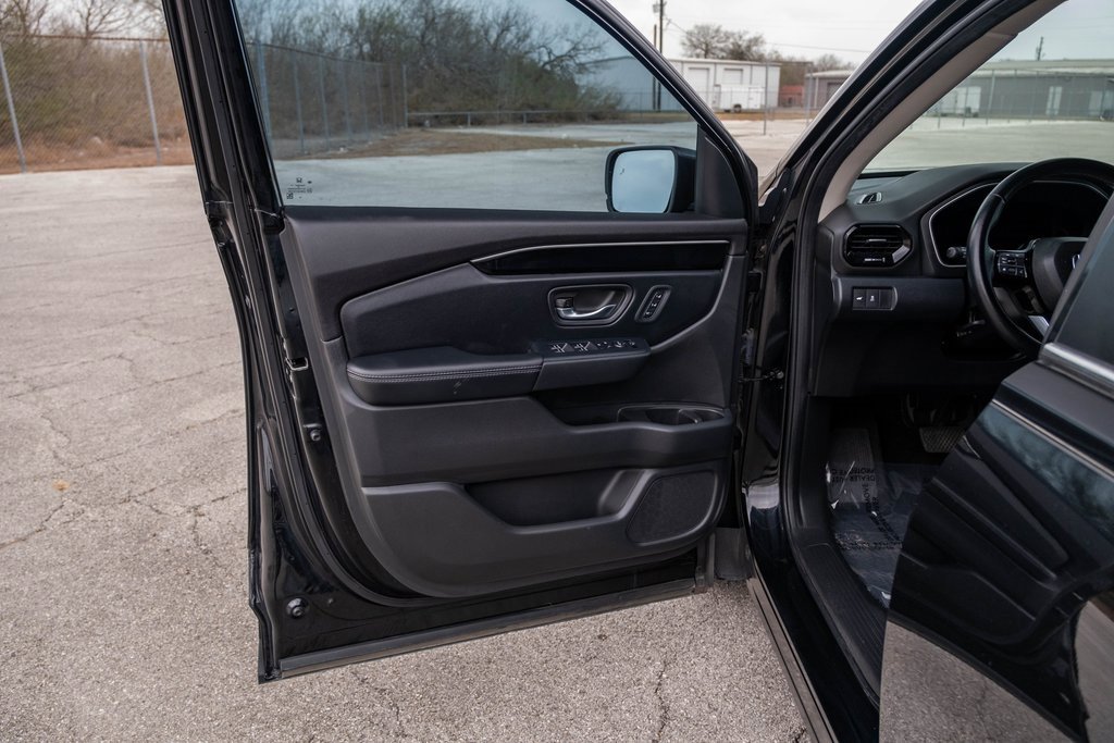 Used 2023 Honda Pilot EX-L image 10