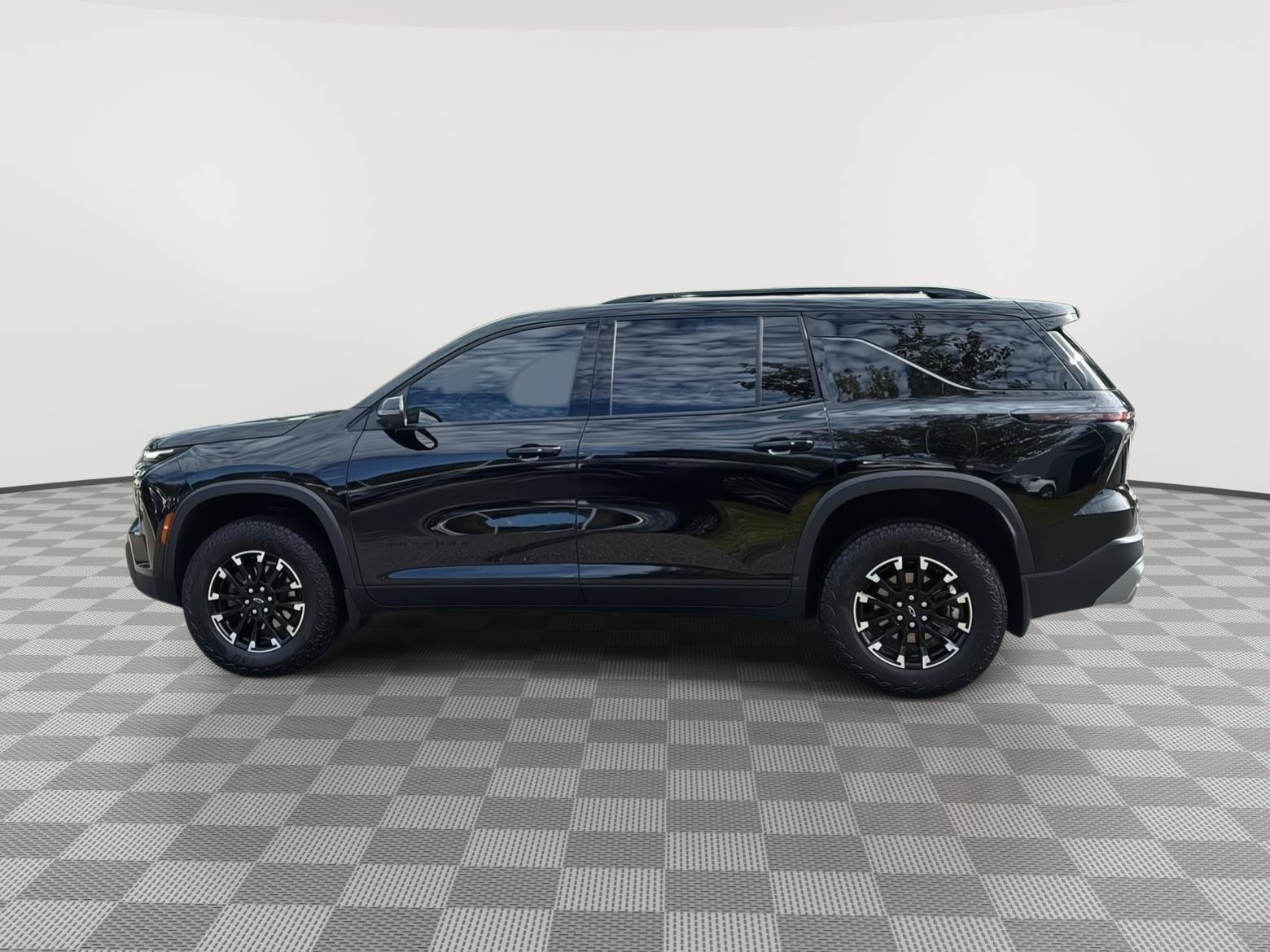 Used 2024 Chevrolet Traverse Z71 AWD/4WD image 9