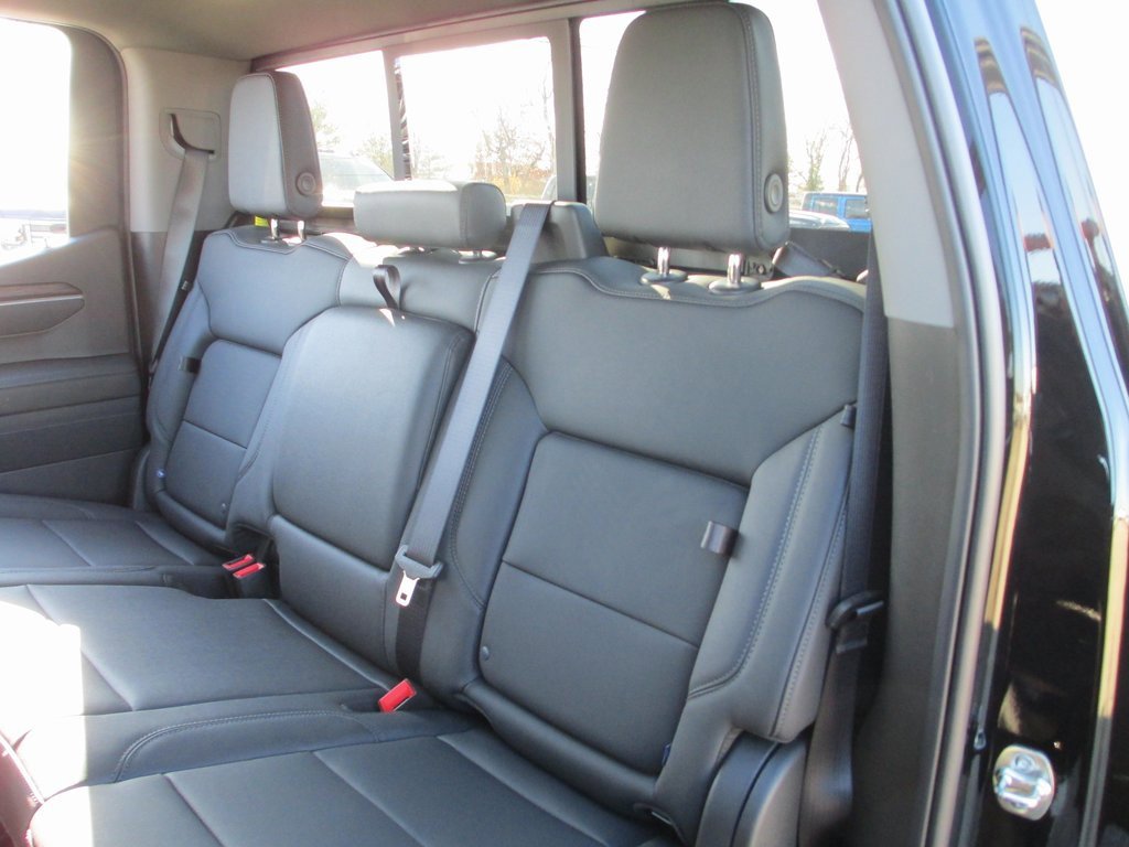New 2026 GMC Sierra 1500 SLT w/ SLT Convenience Package image 12