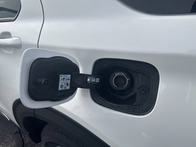 Used 2025 Ford Explorer Active image 33