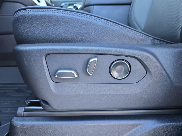 New 2026 GMC Yukon XL Denali w/ Sun & Power Step Package image 19