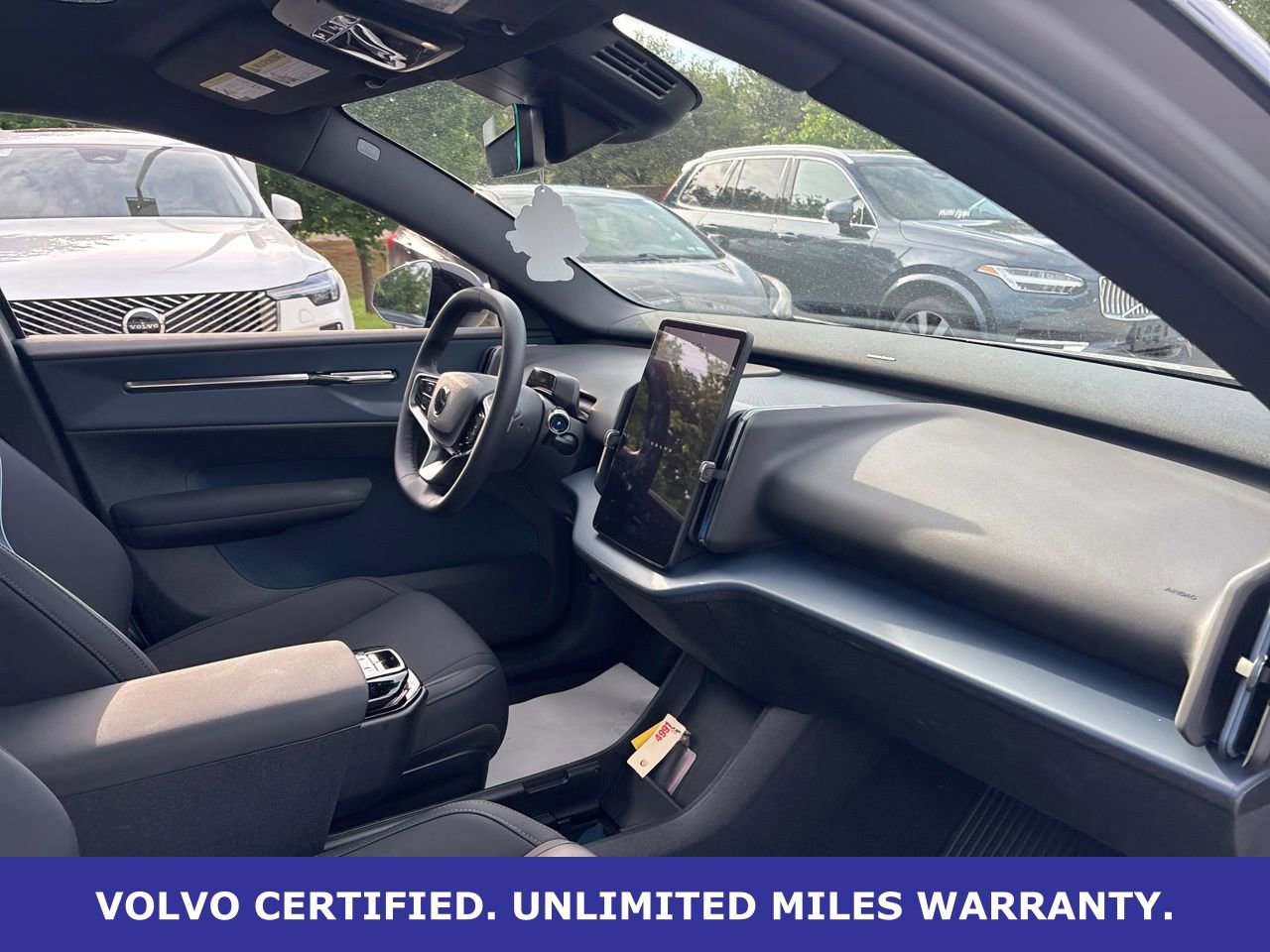 Certified 2025 Volvo EX30 Plus w/ Protection Package Premier AWD/4WD image 11