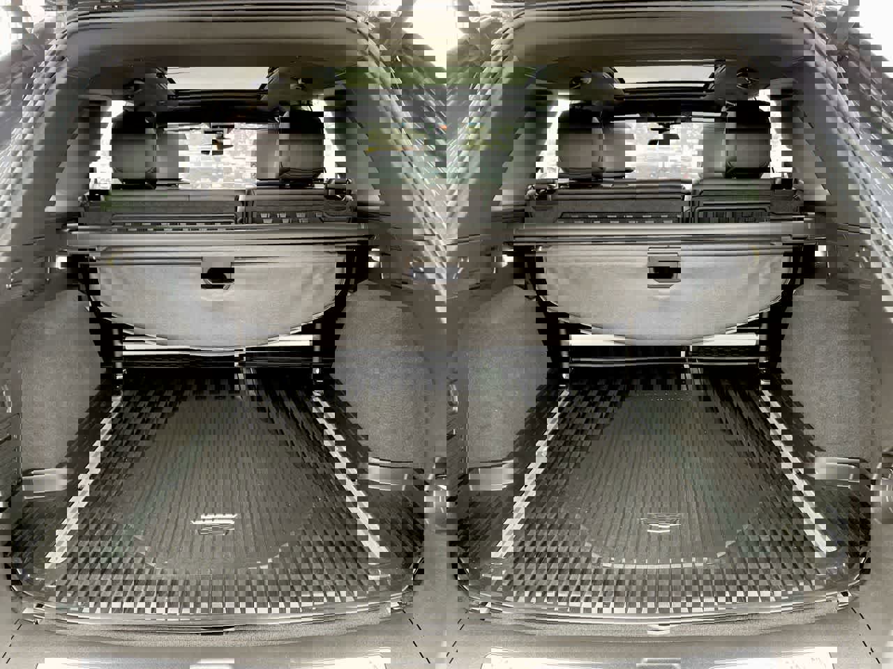 Used 2023 Cadillac XT5 Premium Luxury w/ LPO, Floor Liner Package image 17