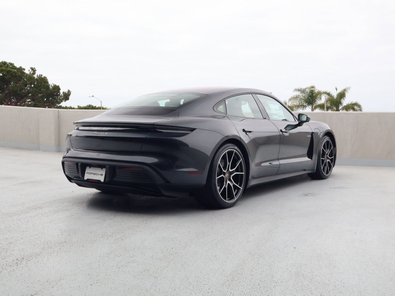 New 2026 Porsche Taycan AWD/4WD image 9
