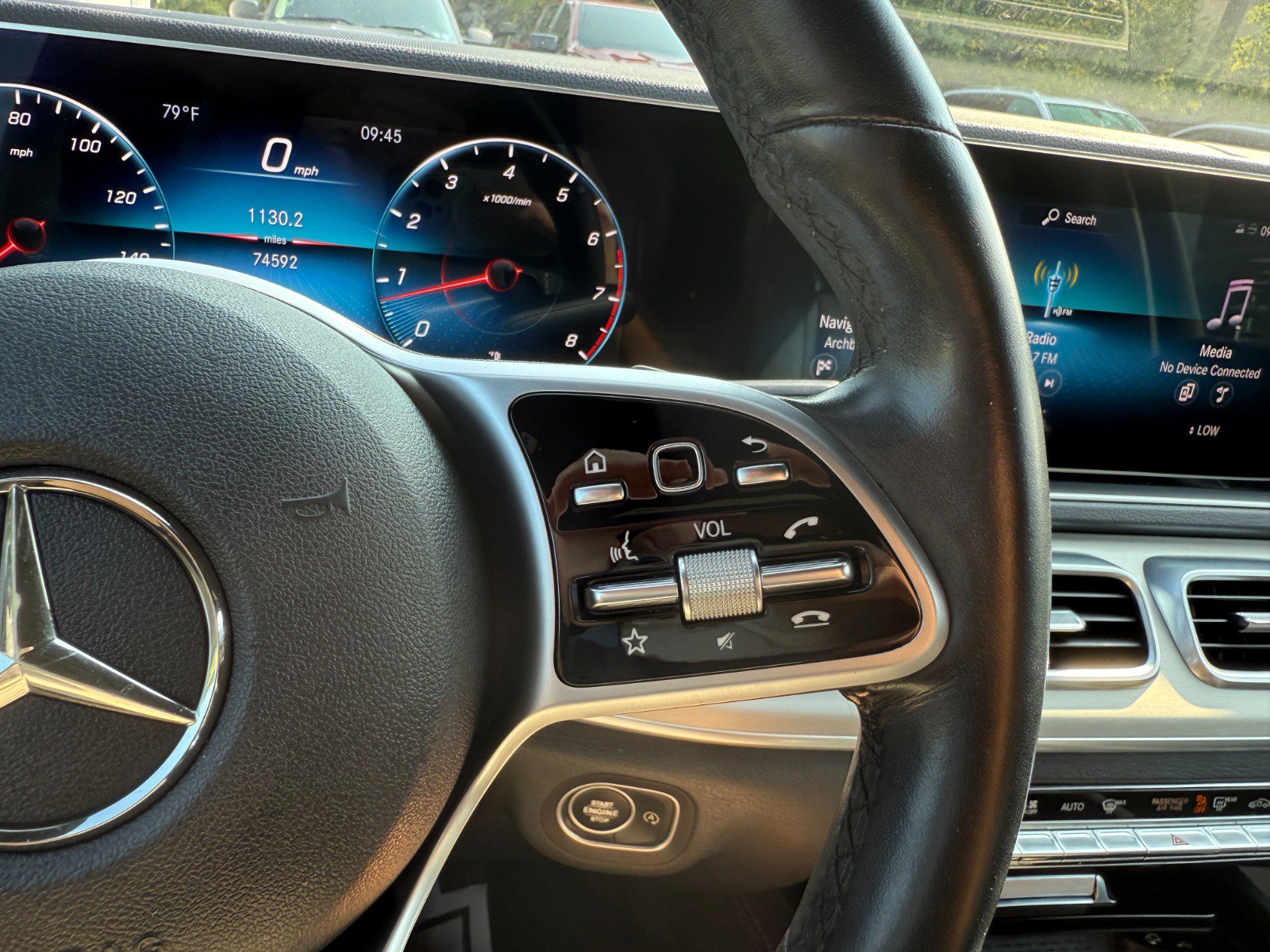 Used 2020 Mercedes-Benz GLE 350 4MATIC image 26