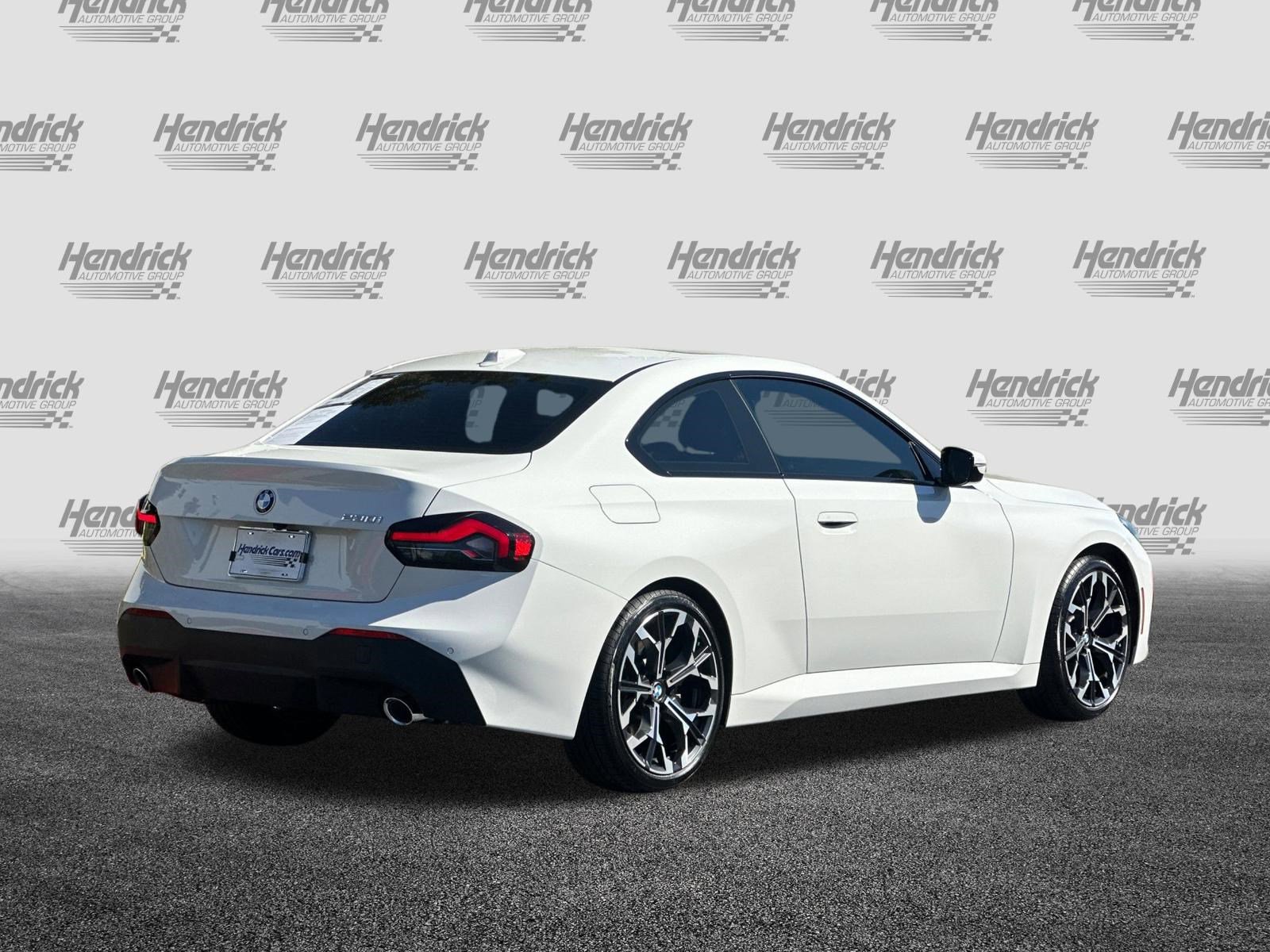 Certified 2025 BMW 230i Coupe w/ Convenience Package image 5