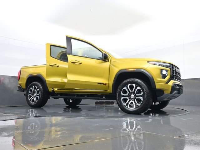 Used 2023 GMC Canyon AT4 w/ AT4 Premium Package AWD/4WD image 32