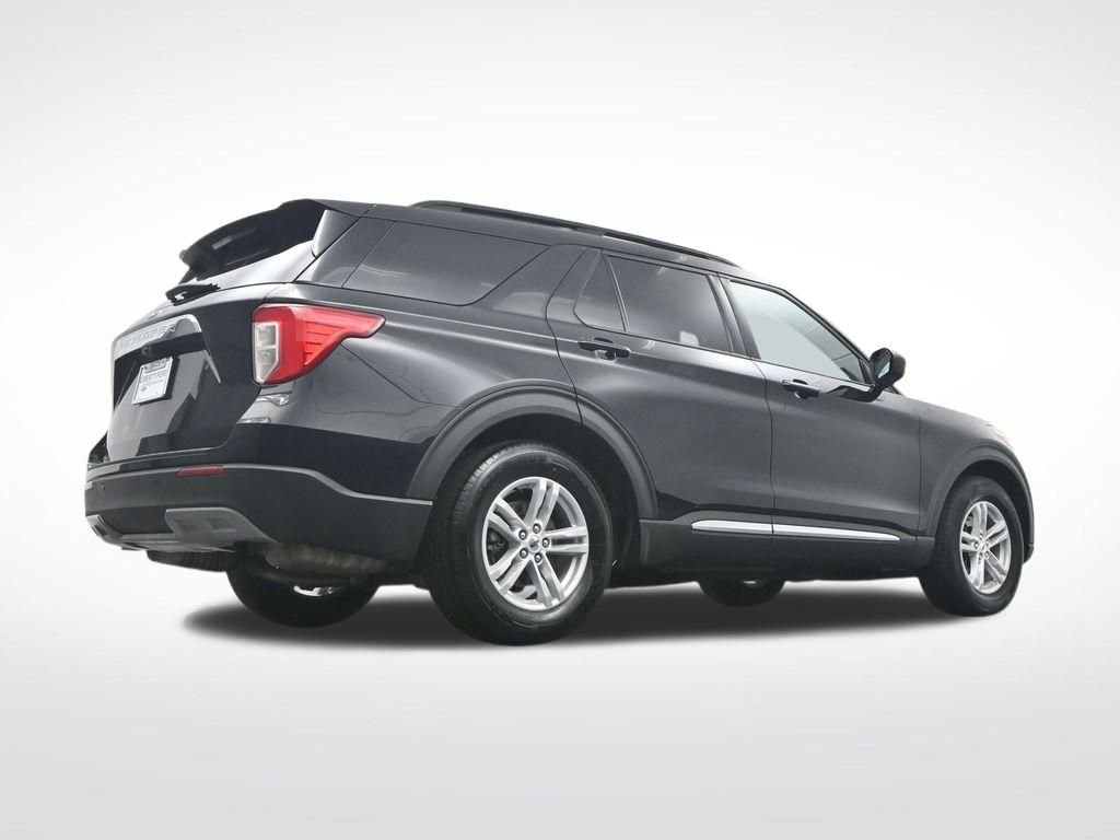 Used 2024 Ford Explorer XLT w/ Equipment Group 202A image 36