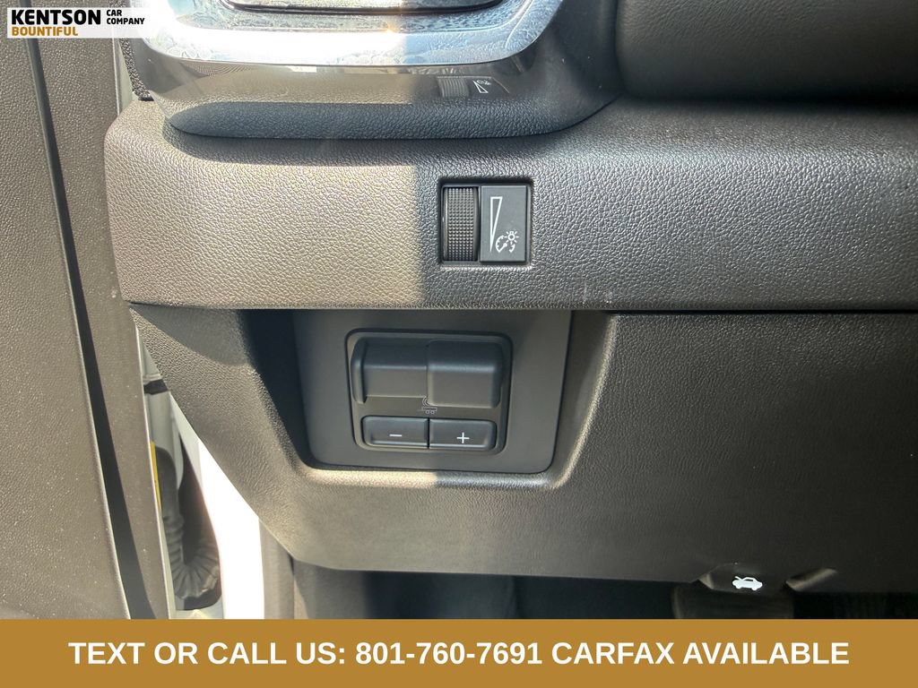Used 2024 GMC Canyon Elevation w/ Convenience Package AWD/4WD image 18