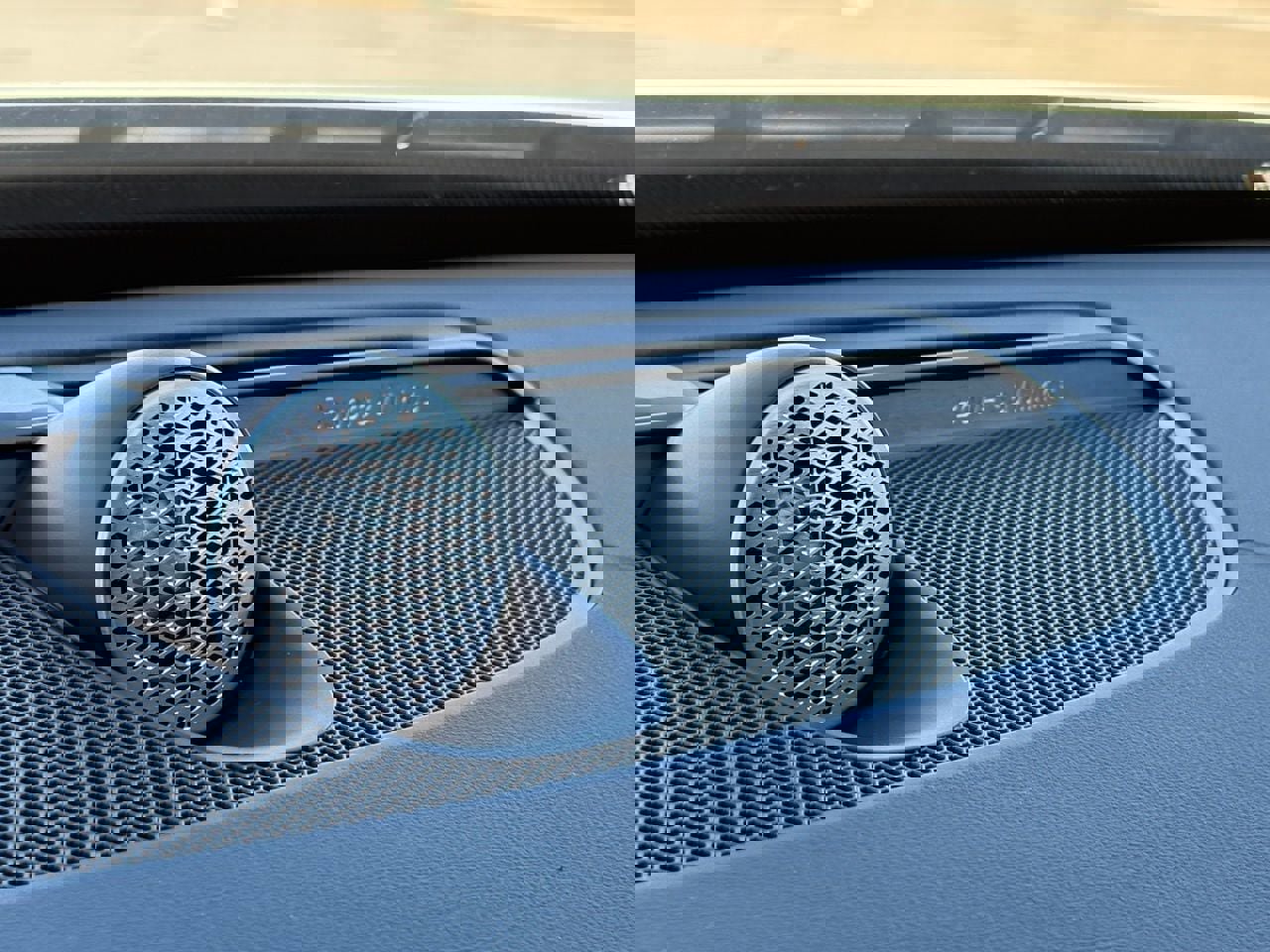 New 2026 Volvo XC90 B6 Ultra w/ Lounge Package image 17