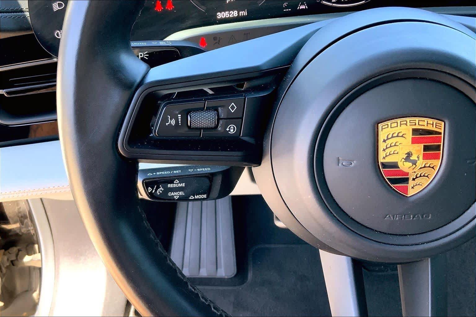 Used 2022 Porsche Taycan RWD image 21