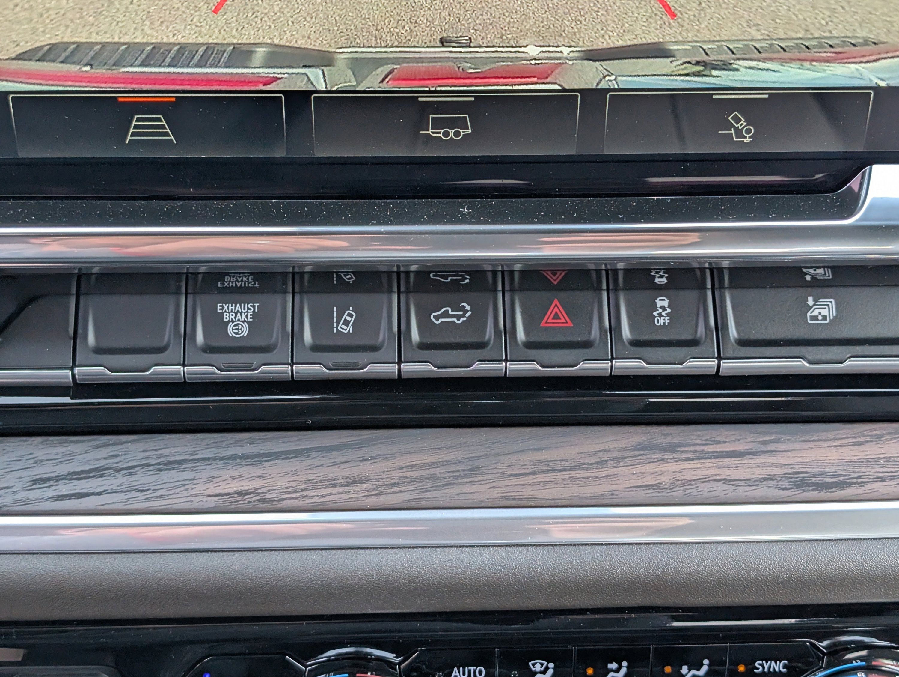 New 2025 GMC Sierra 2500 SLT w/ SLT Convenience Package image 26