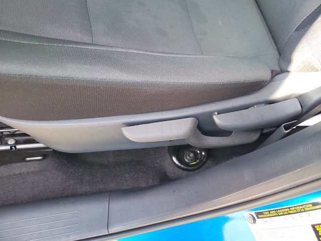 Used 2024 Nissan Kicks S FWD image 19