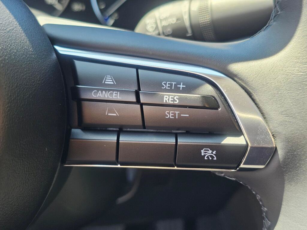 Used 2025 MAZDA MAZDA3 s FWD image 35