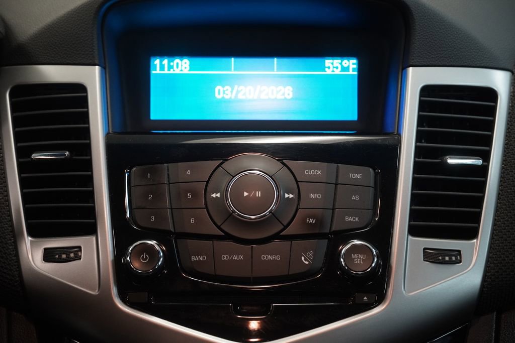 Used 2013 Chevrolet Cruze LT image 19