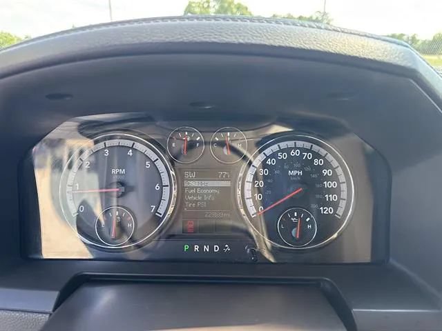 Used 2010 Dodge Ram 1500 Truck Laramie AWD/4WD image 10