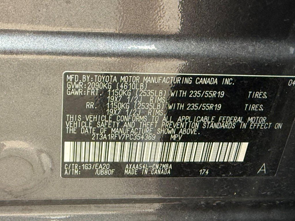 Used 2023 Toyota RAV4 XLE Premium AWD/4WD image 28