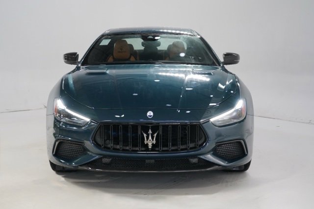 Used 2024 Maserati Ghibli Trofeo image 7