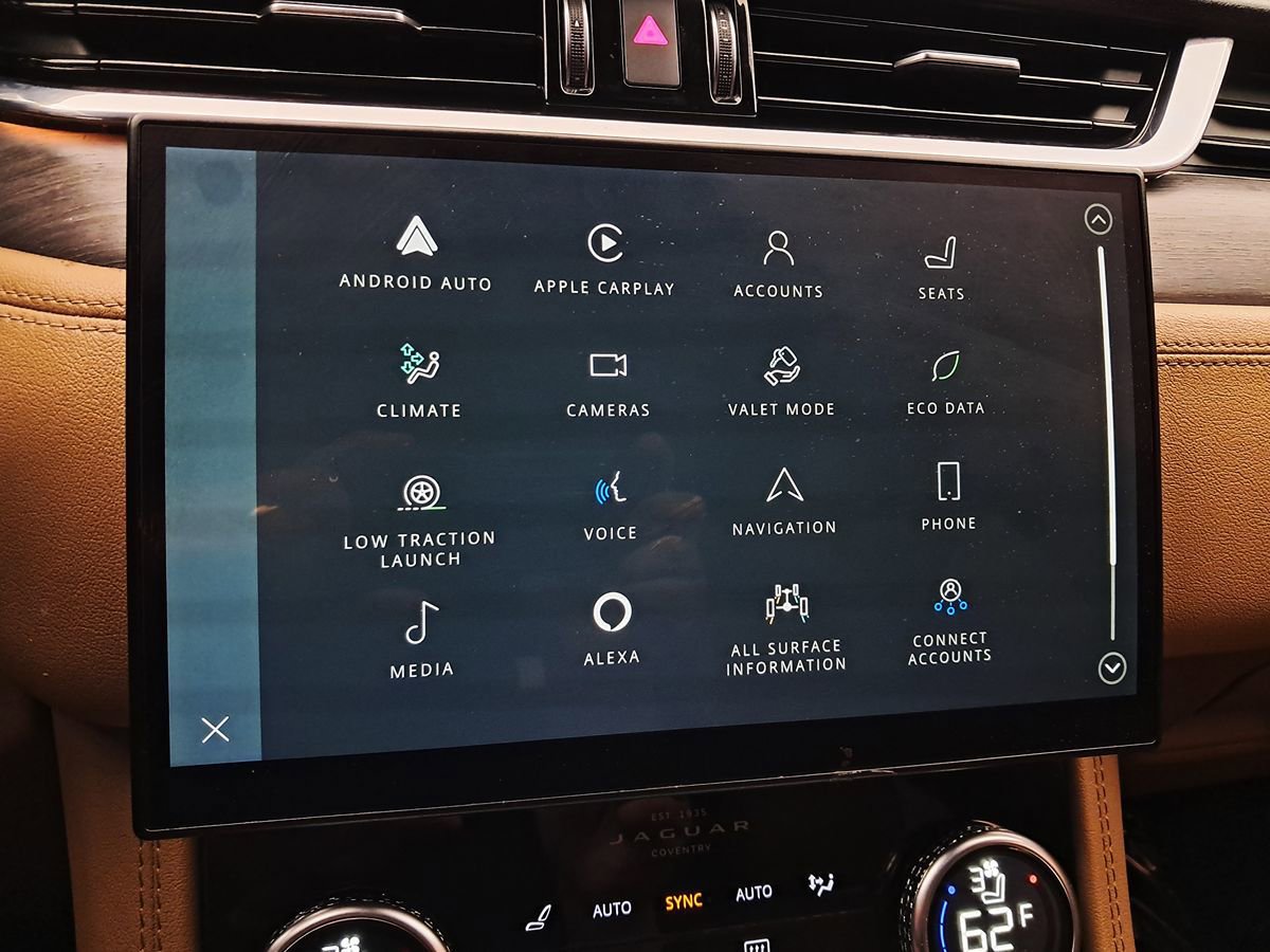 Used 2021 Jaguar F-PACE S image 34