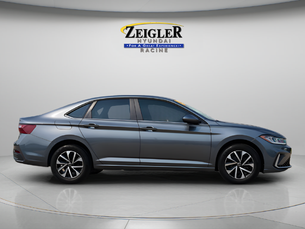 Used 2025 Volkswagen Jetta S FWD image 8