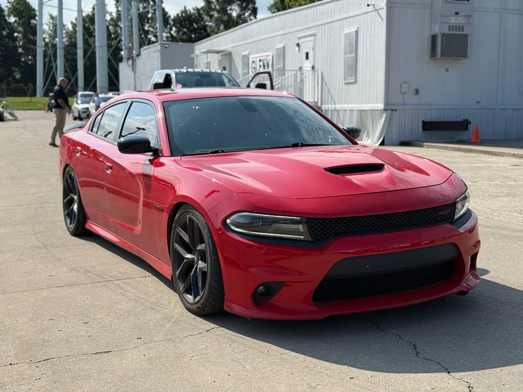 Used 2020 Dodge Charger R/T w/ Plus Group RWD image 4