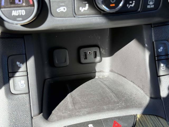 Used 2019 GMC Acadia Denali AWD/4WD image 32
