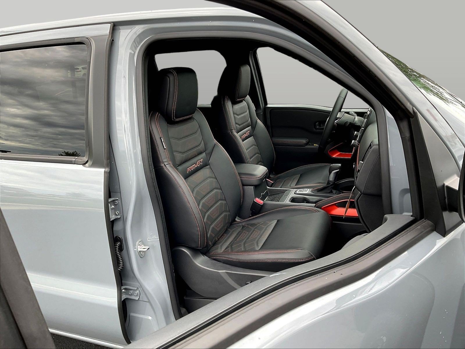 New 2026 Nissan Frontier PRO-4X w/ Pro Premium Package AWD/4WD image 13