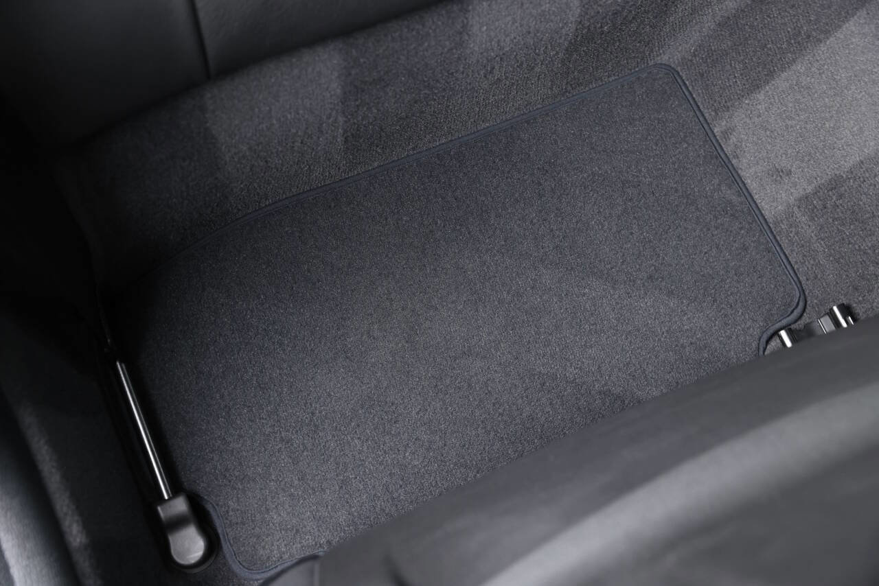 Used 2011 BMW 1 Series M image 70