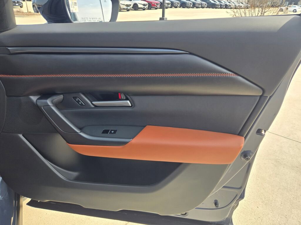 New 2026 MAZDA CX-50 Meridian Edition w/ Weather Package image 7