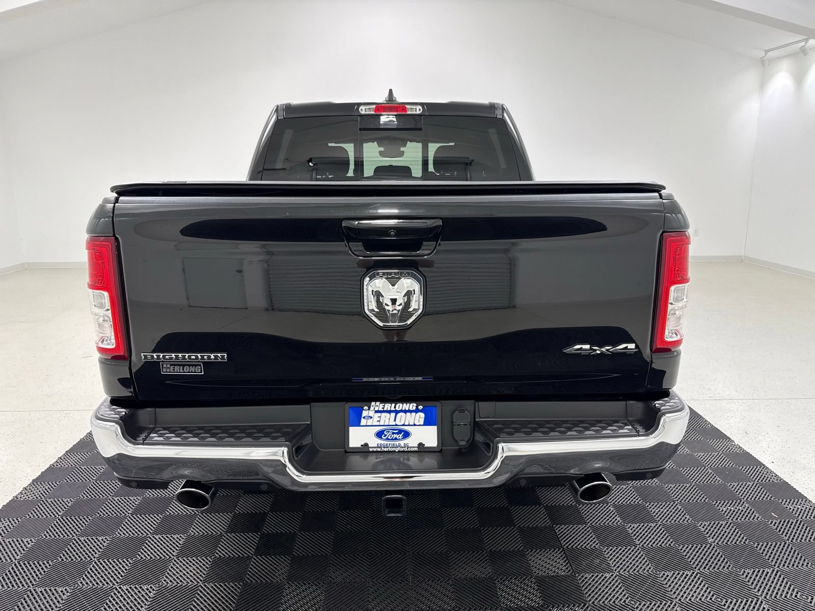 Used 2022 RAM 1500 Big Horn AWD/4WD image 5