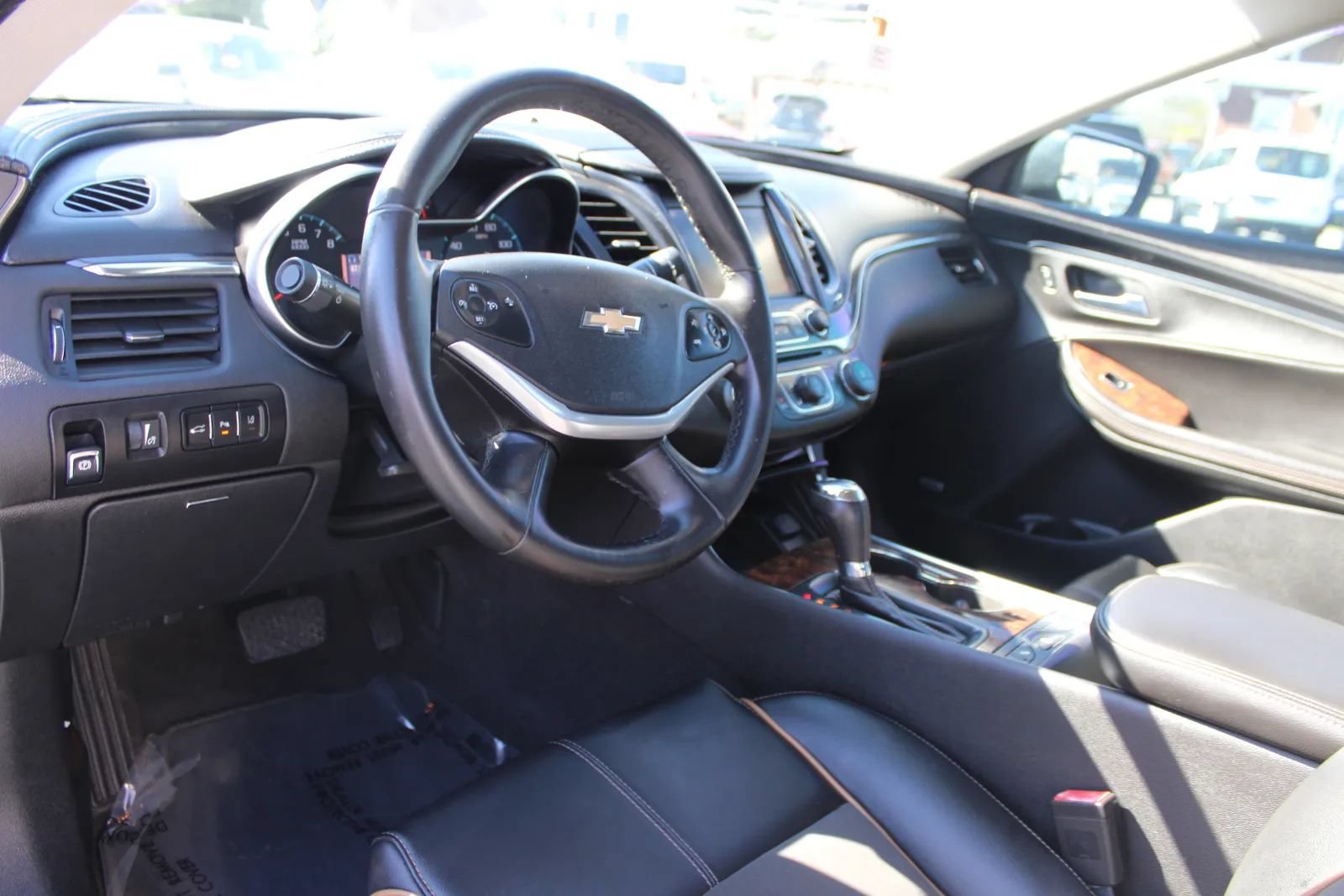 Used 2014 Chevrolet Impala LT FWD image 14