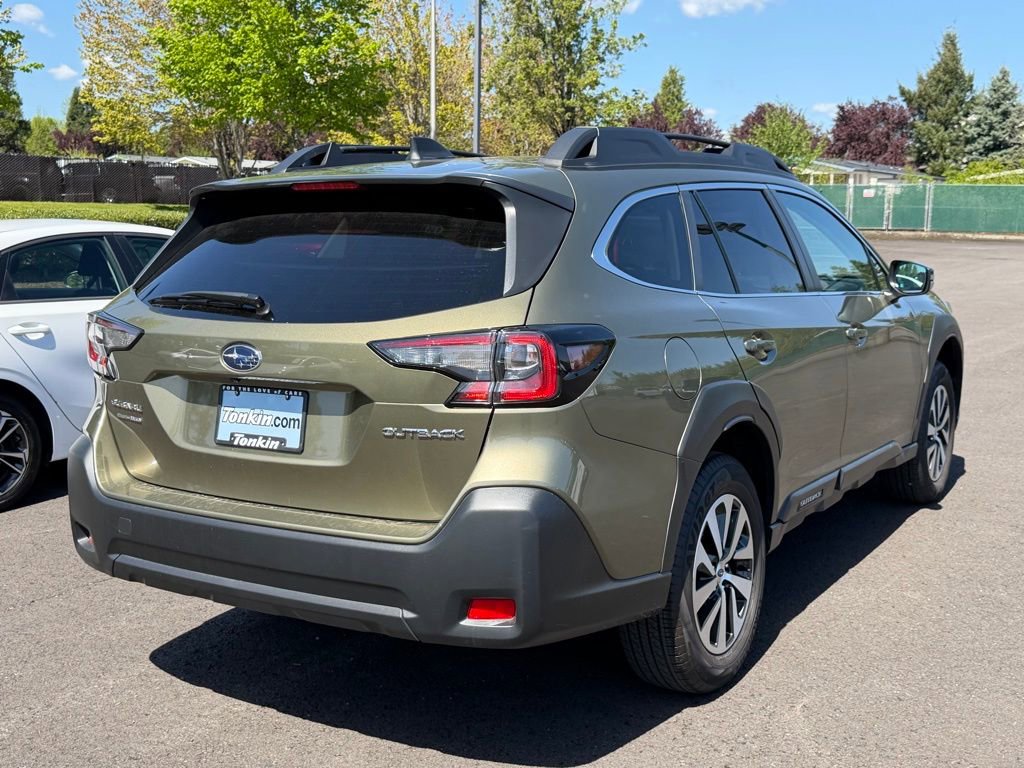 Used 2024 Subaru Outback Premium AWD/4WD image 7