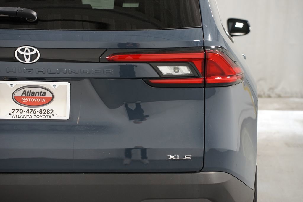Certified 2024 Toyota Grand Highlander XLE image 10