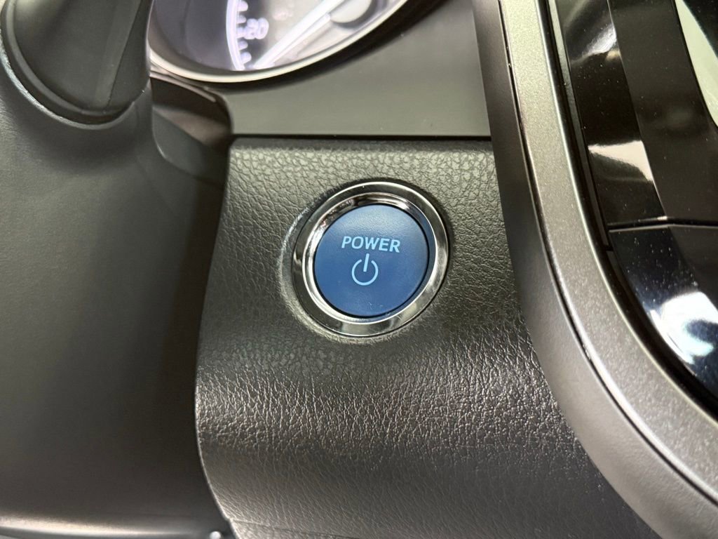 Certified 2023 Toyota Camry SE image 30