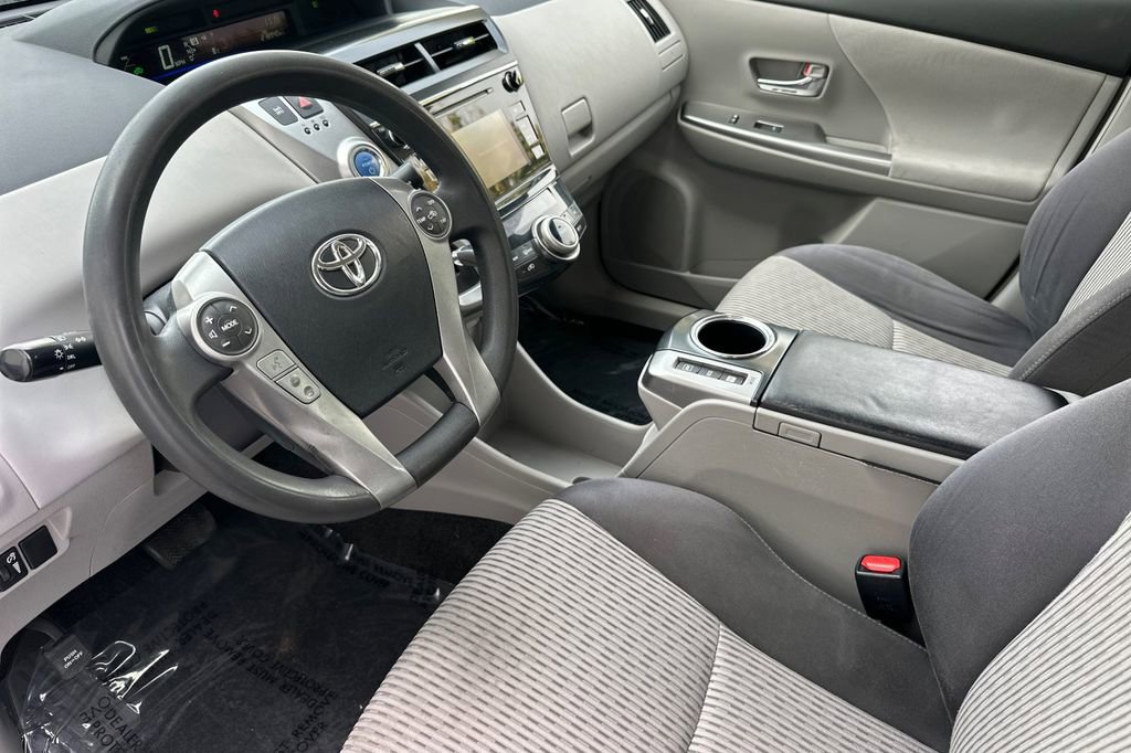 Used 2016 Toyota Prius V Two FWD image 10