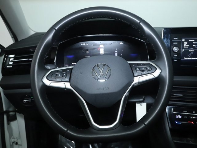 Certified 2025 Volkswagen Jetta S image 20