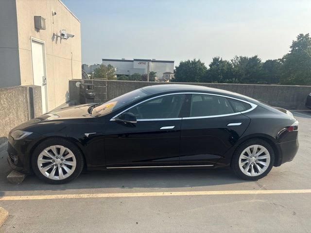 Used 2018 Tesla Model S 75D AWD/4WD image 2