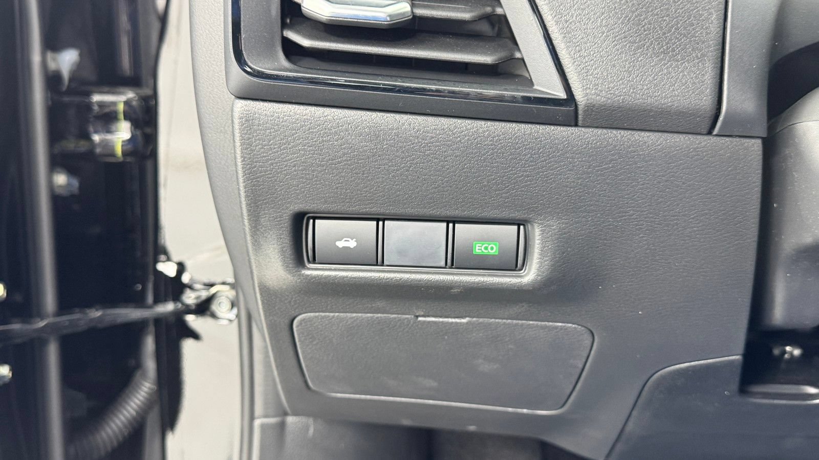 New 2026 Nissan Sentra S w/ Floor Mat Package FWD image 32