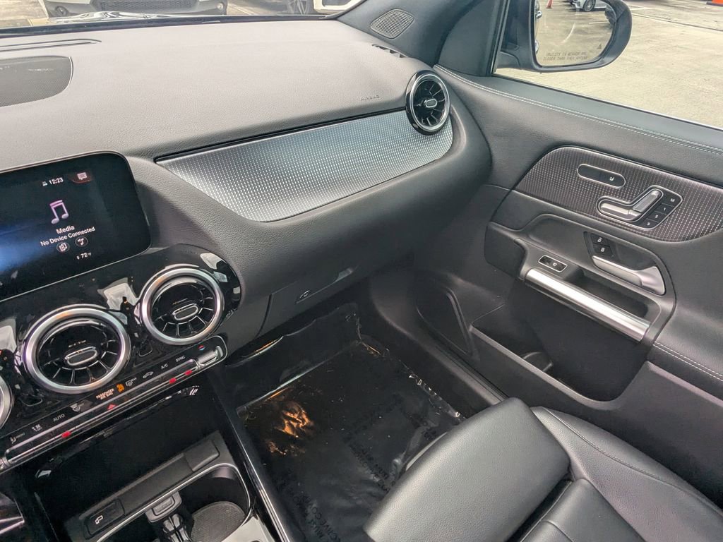 Certified 2022 Mercedes-Benz GLA 250 4MATIC image 14