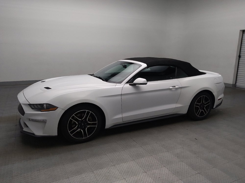 Used 2019 Ford Mustang Premium RWD image 2