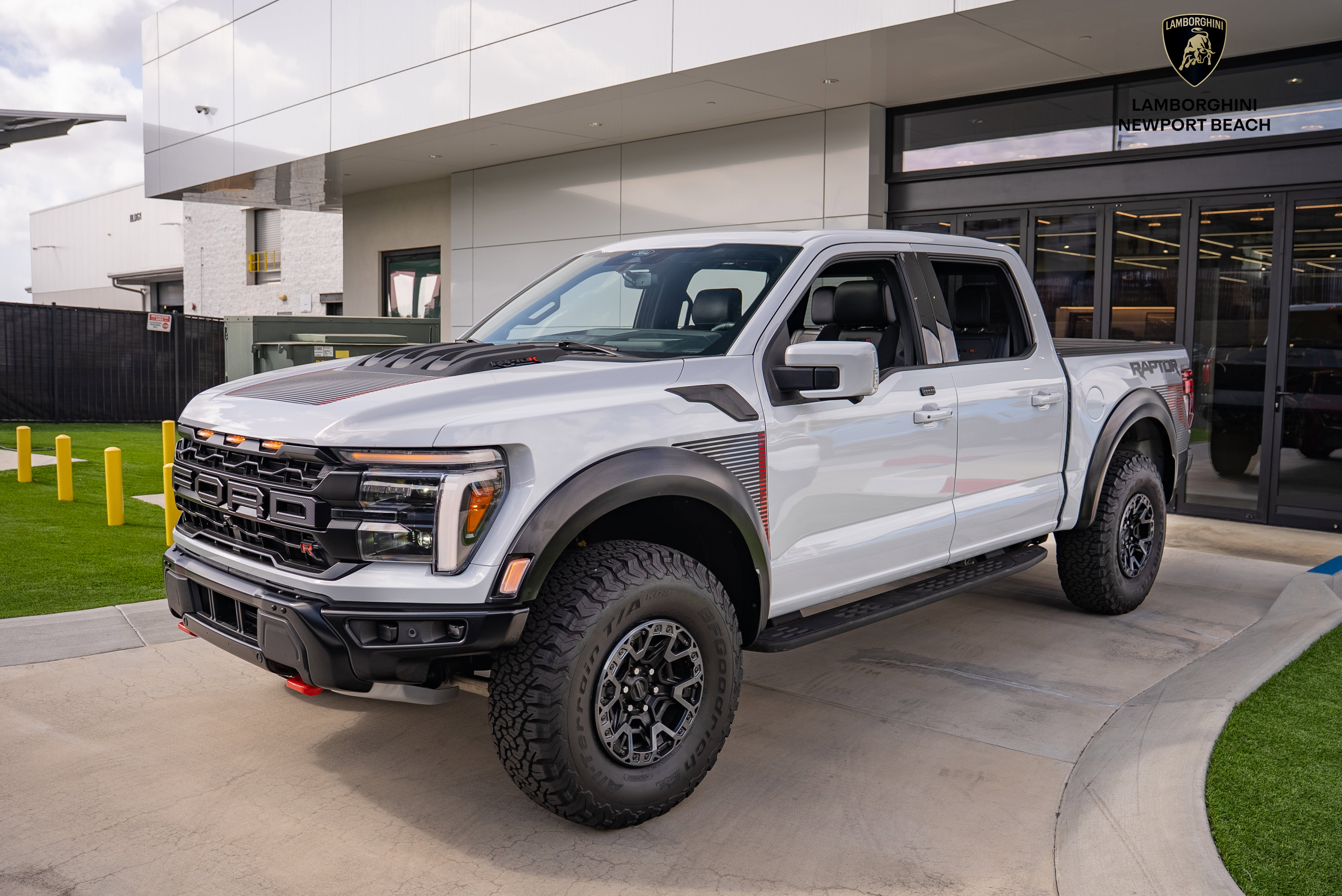 Used 2025 Ford F150 Raptor w/ Equipment Group 803A Raptor R image 16