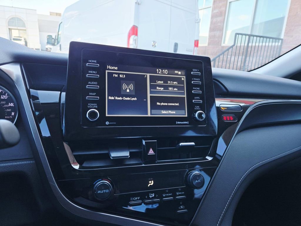 Used 2021 Toyota Camry SE image 23